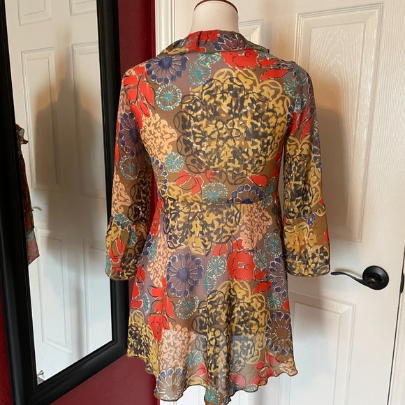 Cabi Sheer Floral Tie Front Top - Picture 5 of 6